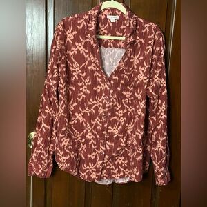 Women’s plus size XXL button-down long sleeve blouse
